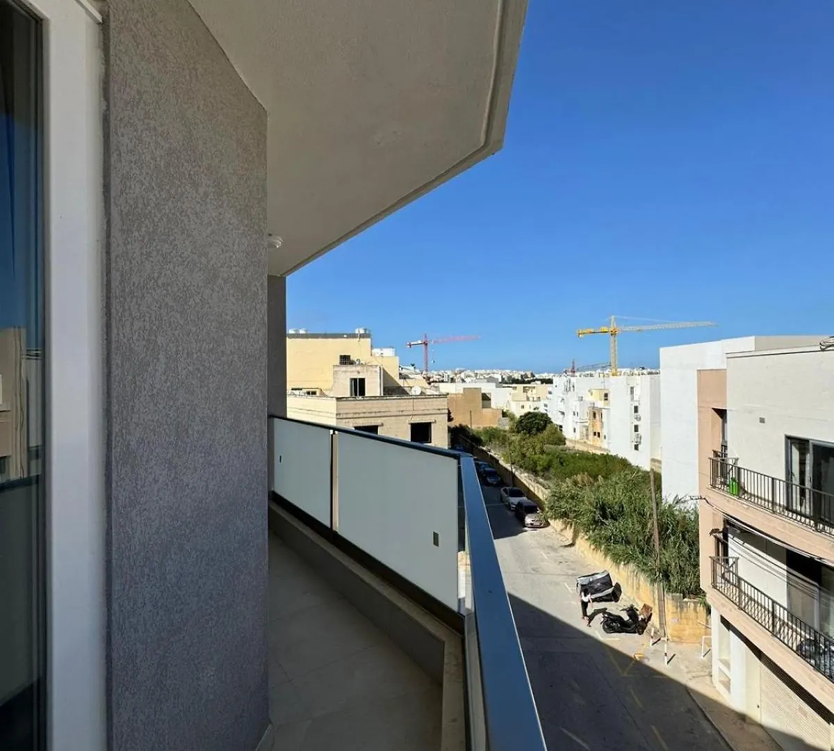 Spacious New 1 Bed With Balcony Qawra Malta